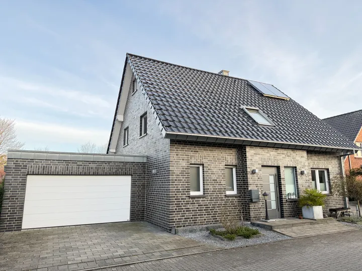 Mario Beerden Immobilien – Referenz Einfamilienhaus erfolgreich verkauft am Niederrhein.